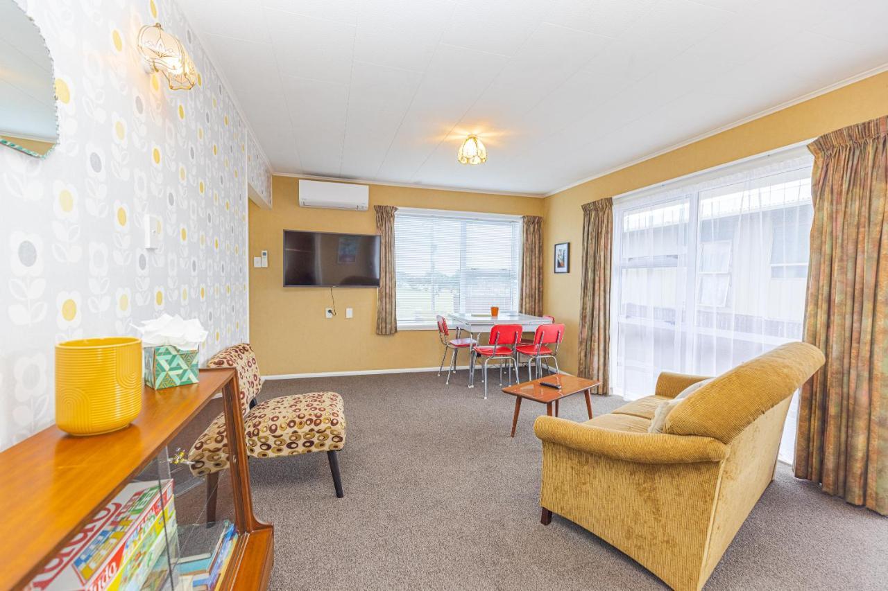 Le Riva Bed And Breakfast By The Beach Whanganui Exterior foto